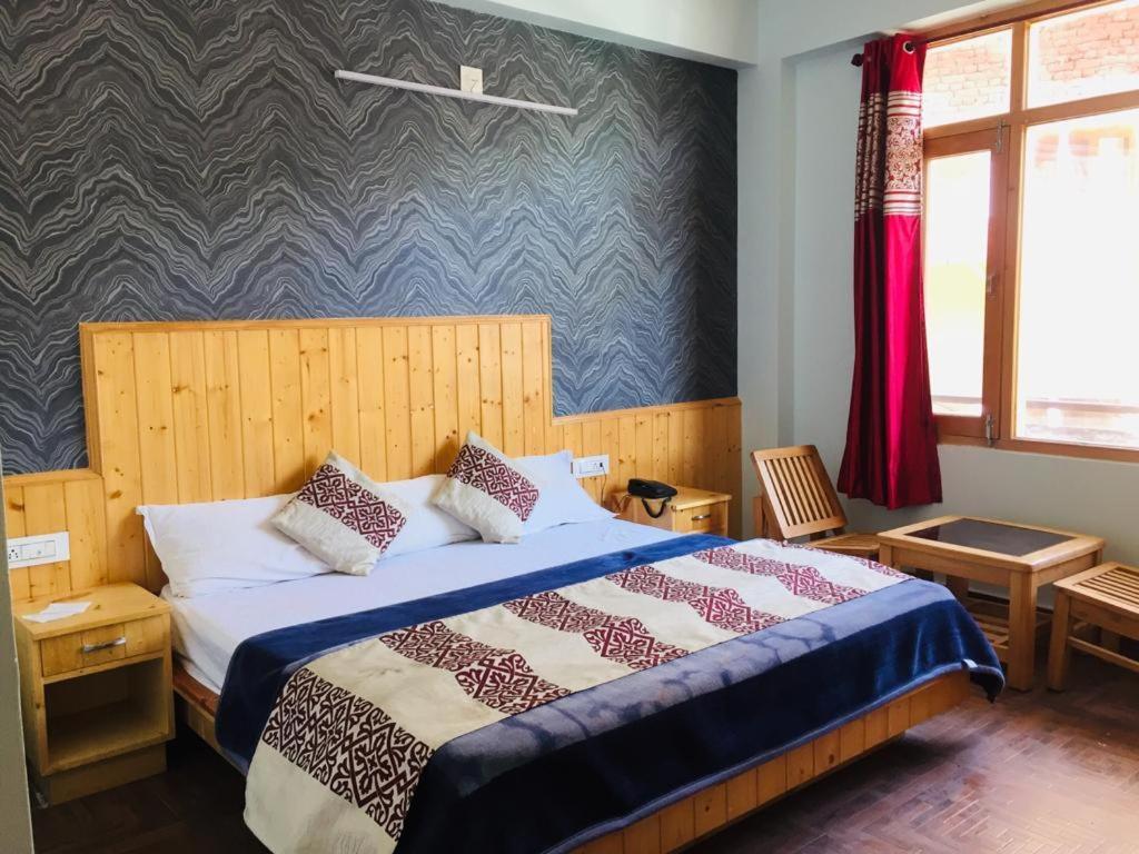 Hotel Corner Retreat Маналі Екстер'єр фото